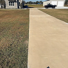 Driveway-Cleaning-in-Plant-City-FL 5